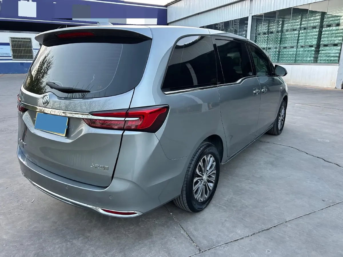 2022 Buick GL8 2.0T 237HP L4 9AT,autocango,china used car exporter,china ev exporter,chinese used car exporter,chinese used ev exporter