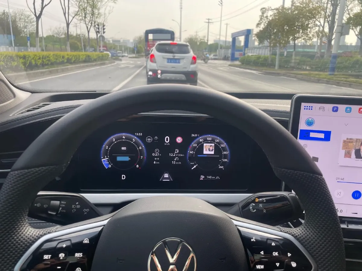2025 Volkswagen Passat 2.0T 220HP L4 7DCT,autocango,china used car exporter,china ev exporter,chinese used car exporter,chinese used ev exporter