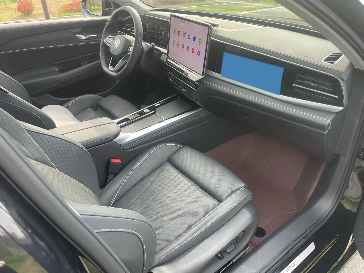 2025 Volkswagen Passat 2.0T 220HP L4 7DCT,autocango,china used car exporter,china ev exporter,chinese used car exporter,chinese used ev exporter