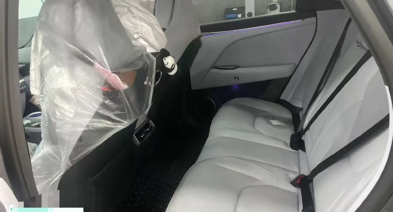 2024 MAXUS DaJia 5 BEV 61.1KWH,autocango,china used car exporter,china ev exporter,chinese used car exporter,chinese used ev exporter