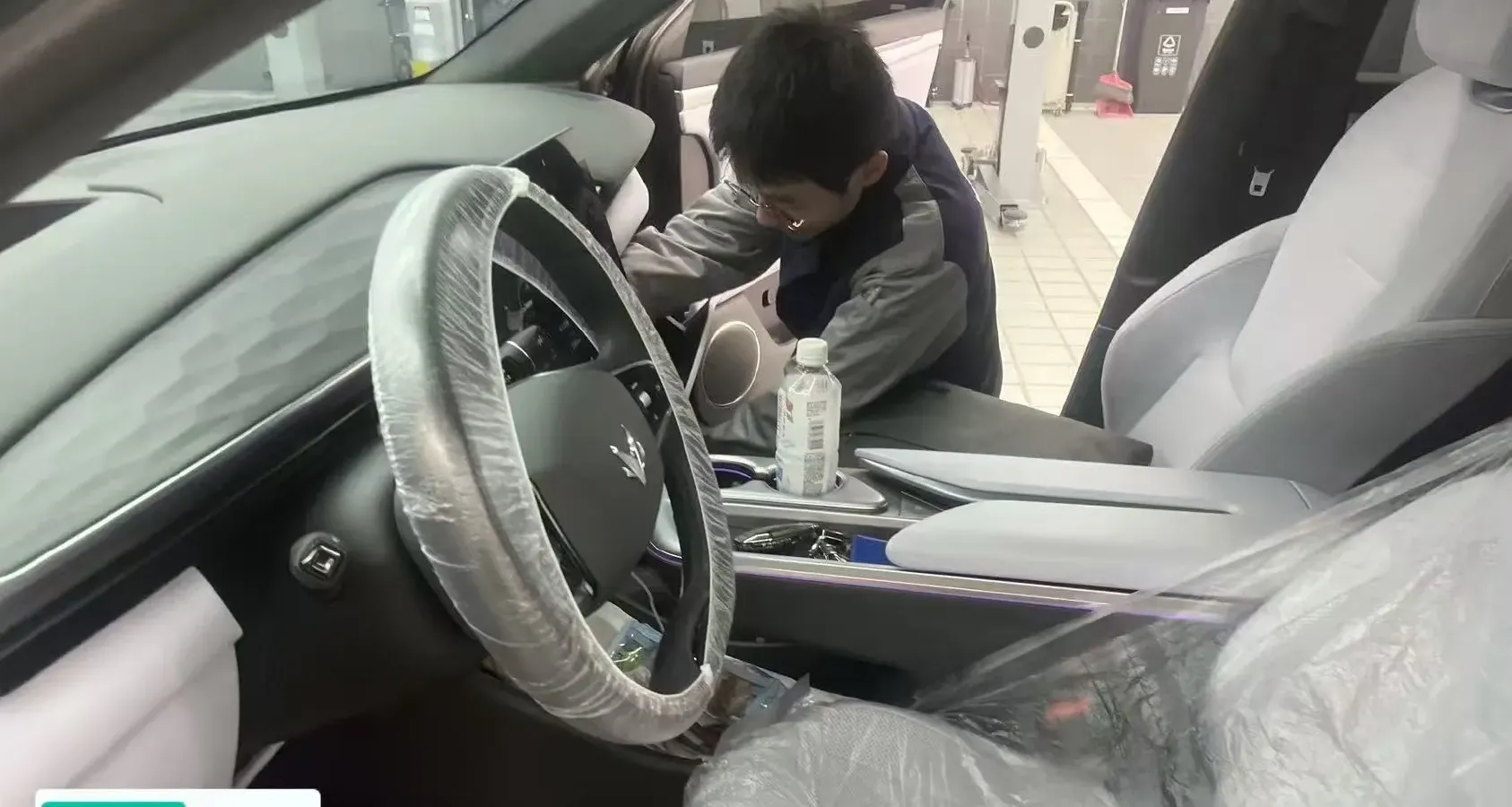 2024 MAXUS DaJia 5 BEV 61.1KWH,autocango,china used car exporter,china ev exporter,chinese used car exporter,chinese used ev exporter