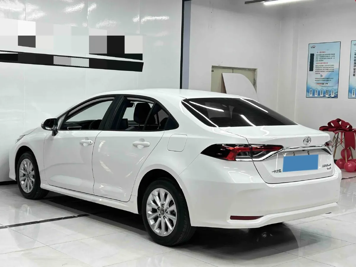 2021 Toyota Corolla 1.2T 116HP L4 CVT,autocango,china used car exporter,china ev exporter,chinese used car exporter,chinese used ev exporter