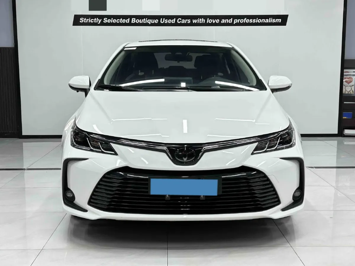 2021 Toyota Corolla 1.2T 116HP L4 CVT,autocango,china used car exporter,china ev exporter,chinese used car exporter,chinese used ev exporter