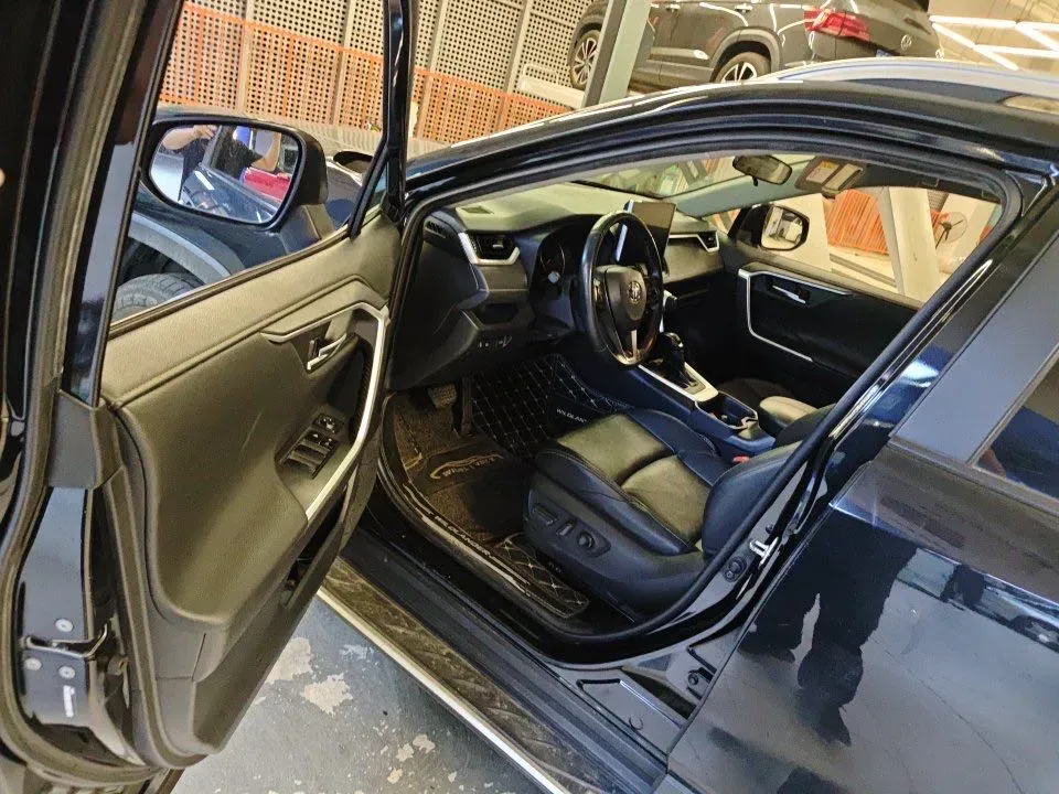 2021 Toyota Wildlander 2.0L 171HP L4 CVT,autocango,china used car exporter,china ev exporter,chinese used car exporter,chinese used ev exporter