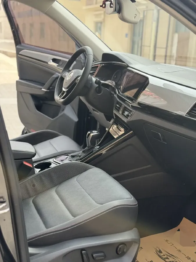 2021 Volkswagen Tayron 1.4T 150HP L4 7DCT,autocango,china used car exporter,china ev exporter,chinese used car exporter,chinese used ev exporter