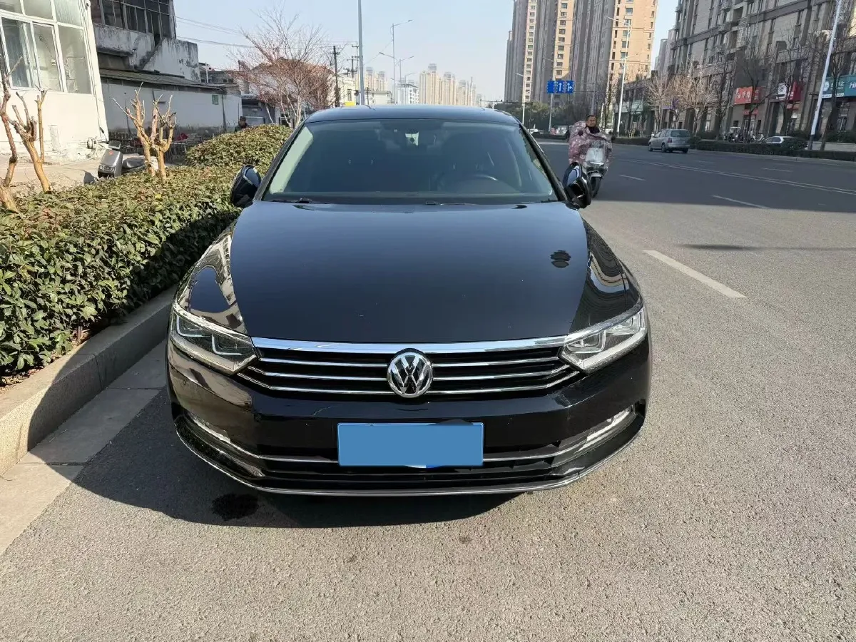 2019 Volkswagen Magotan 2.0T 186HP L4 7DCT,autocango,china used car exporter,china ev exporter,chinese used car exporter,chinese used ev exporter