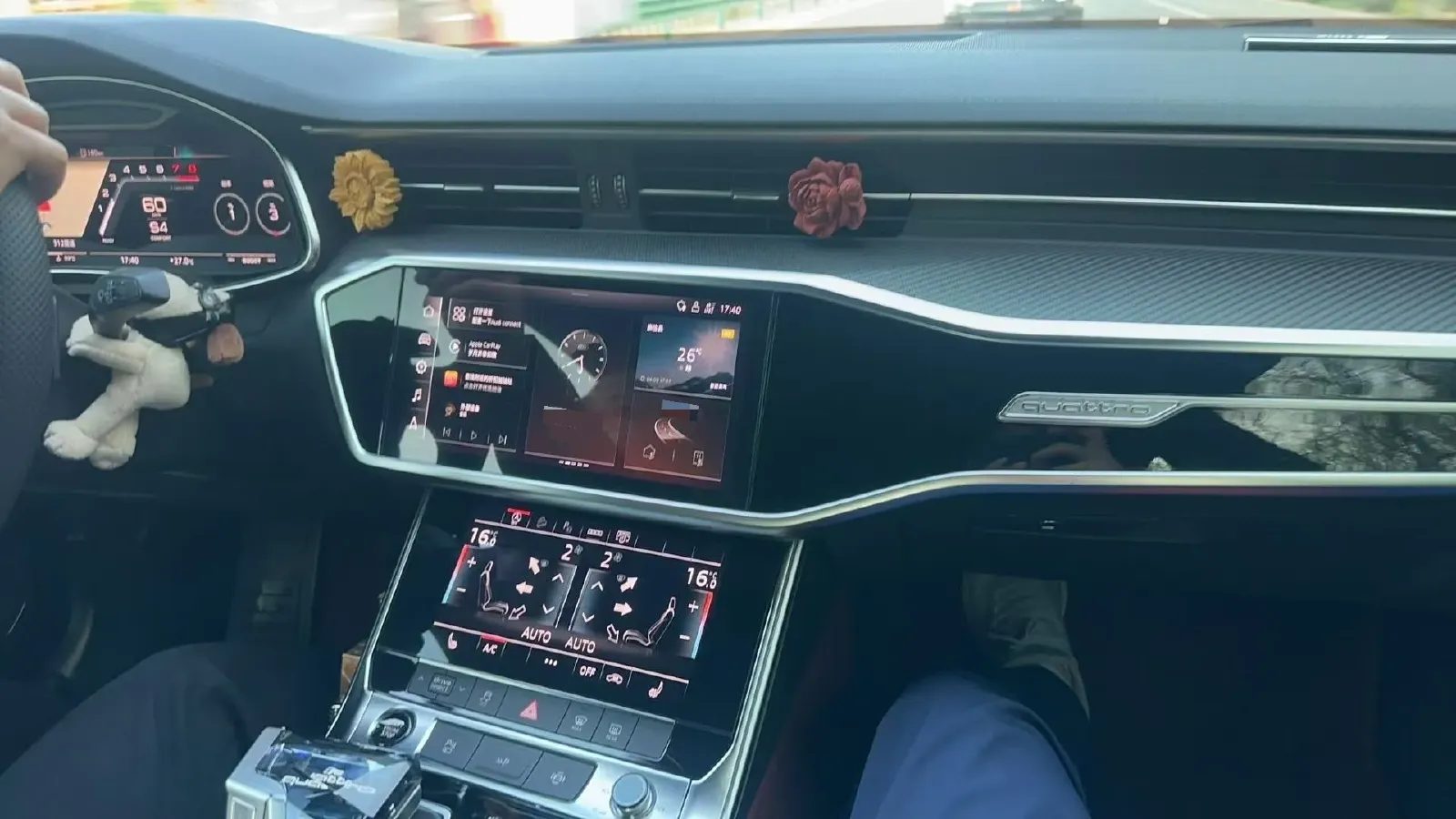 2023 Audi A7L 2.0T 245HP L4 7DCT,autocango,china used car exporter,china ev exporter,chinese used car exporter,chinese used ev exporter