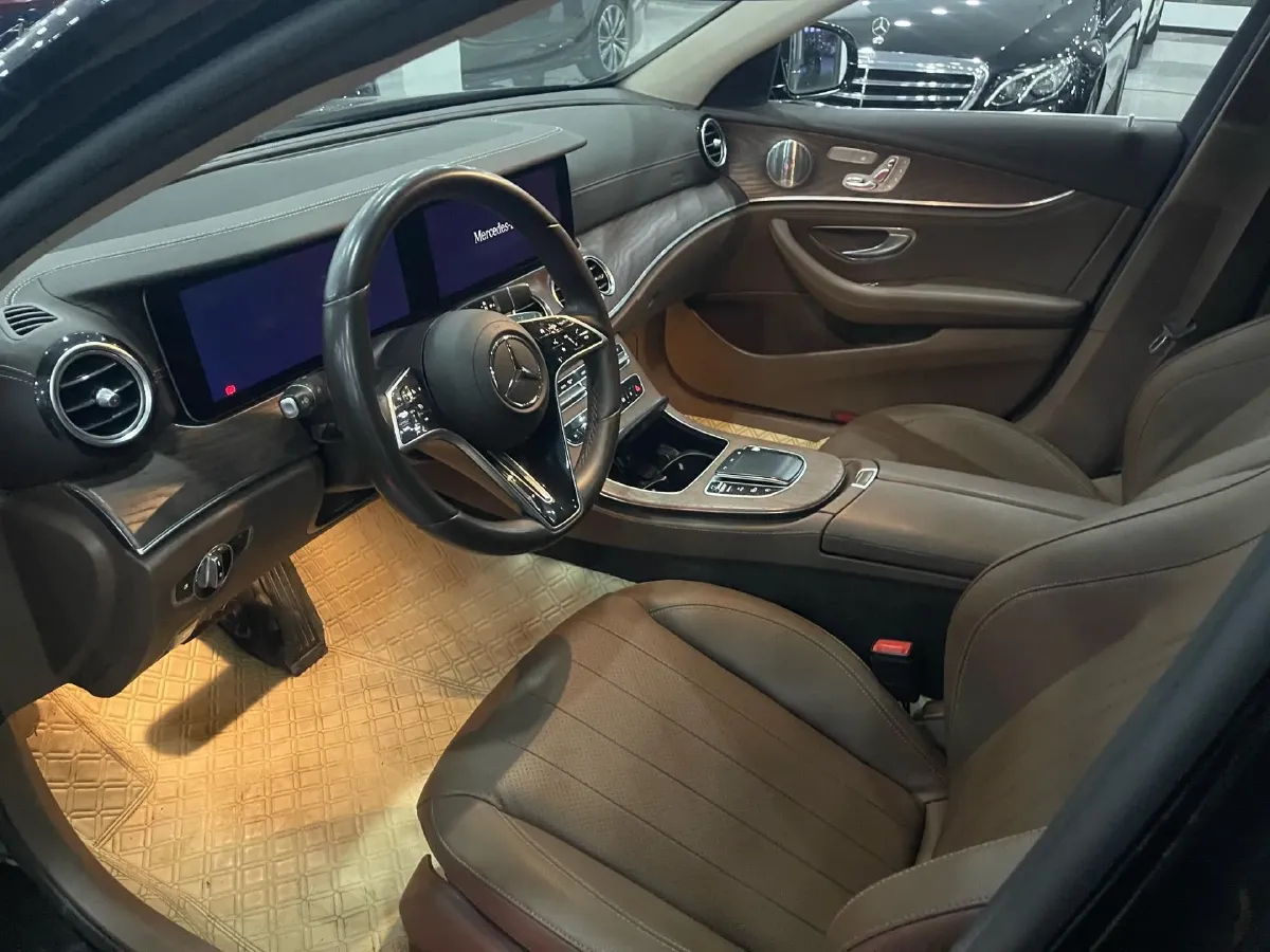 2021 Mercedes-Benz E Class 2.0T 258HP L4 9AT,autocango,china used car exporter,china ev exporter,chinese used car exporter,chinese used ev exporter