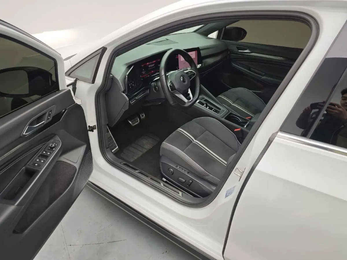 2021 Volkswagen Golf 1.4T 150HP L4 7DCT,autocango,china used car exporter,china ev exporter,chinese used car exporter,chinese used ev exporter