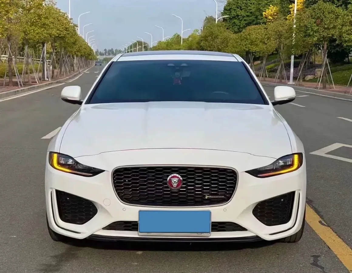 2021 Jaguar XEL 2.0T 250HP L4 8AT,autocango,china used car exporter,china ev exporter,chinese used car exporter,chinese used ev exporter
