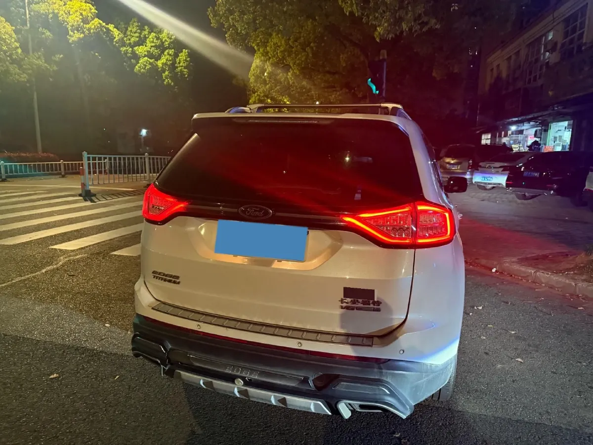 2016 Ford Edge 2.0T 245HP L4 6AT,autocango,china used car exporter,china ev exporter,chinese used car exporter,chinese used ev exporter