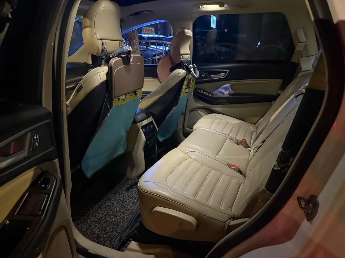 2016 Ford Edge 2.0T 245HP L4 6AT,autocango,china used car exporter,china ev exporter,chinese used car exporter,chinese used ev exporter