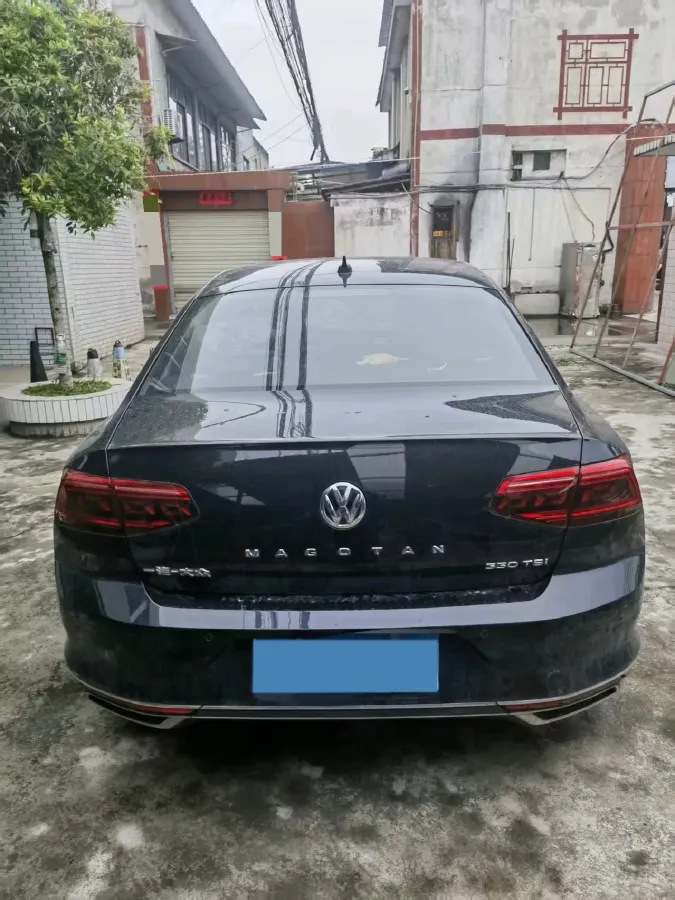 2020 Volkswagen Magotan 2.0T 186HP L4 7DCT,autocango,china used car exporter,china ev exporter,chinese used car exporter,chinese used ev exporter