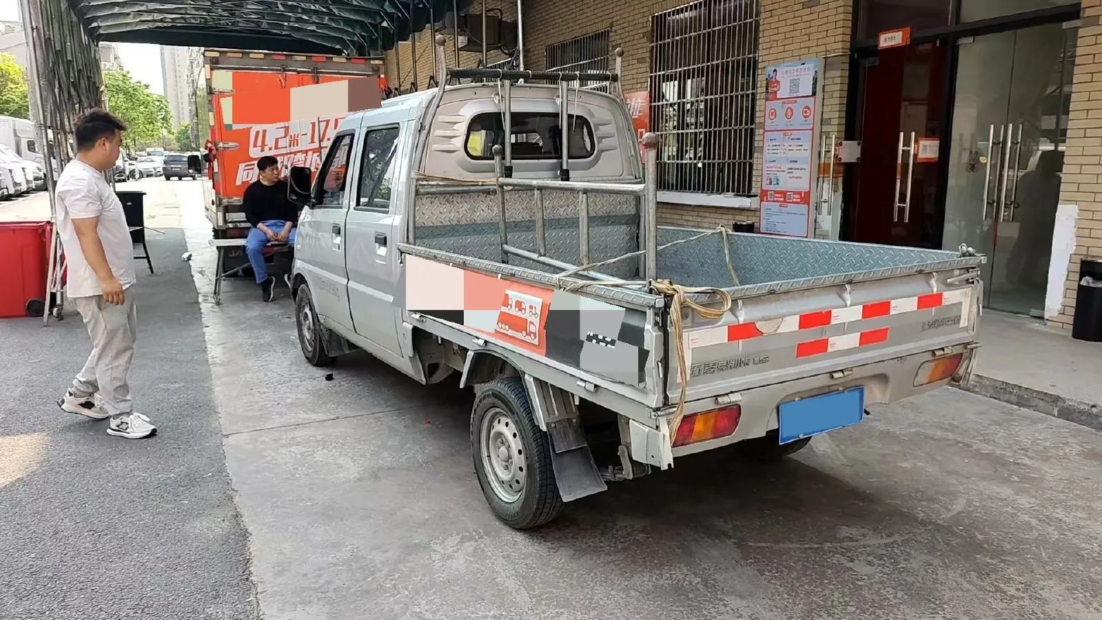 2022 WuLing RongGuang Mini Truck 1.5L 99HP L4 5MT,autocango,china used car exporter,china ev exporter,chinese used car exporter,chinese used ev exporter