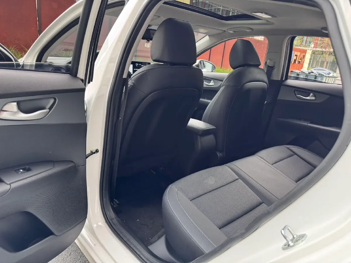 2021 Kia K3 1.5L 115HP L4 CVT,autocango,china used car exporter,china ev exporter,chinese used car exporter,chinese used ev exporter