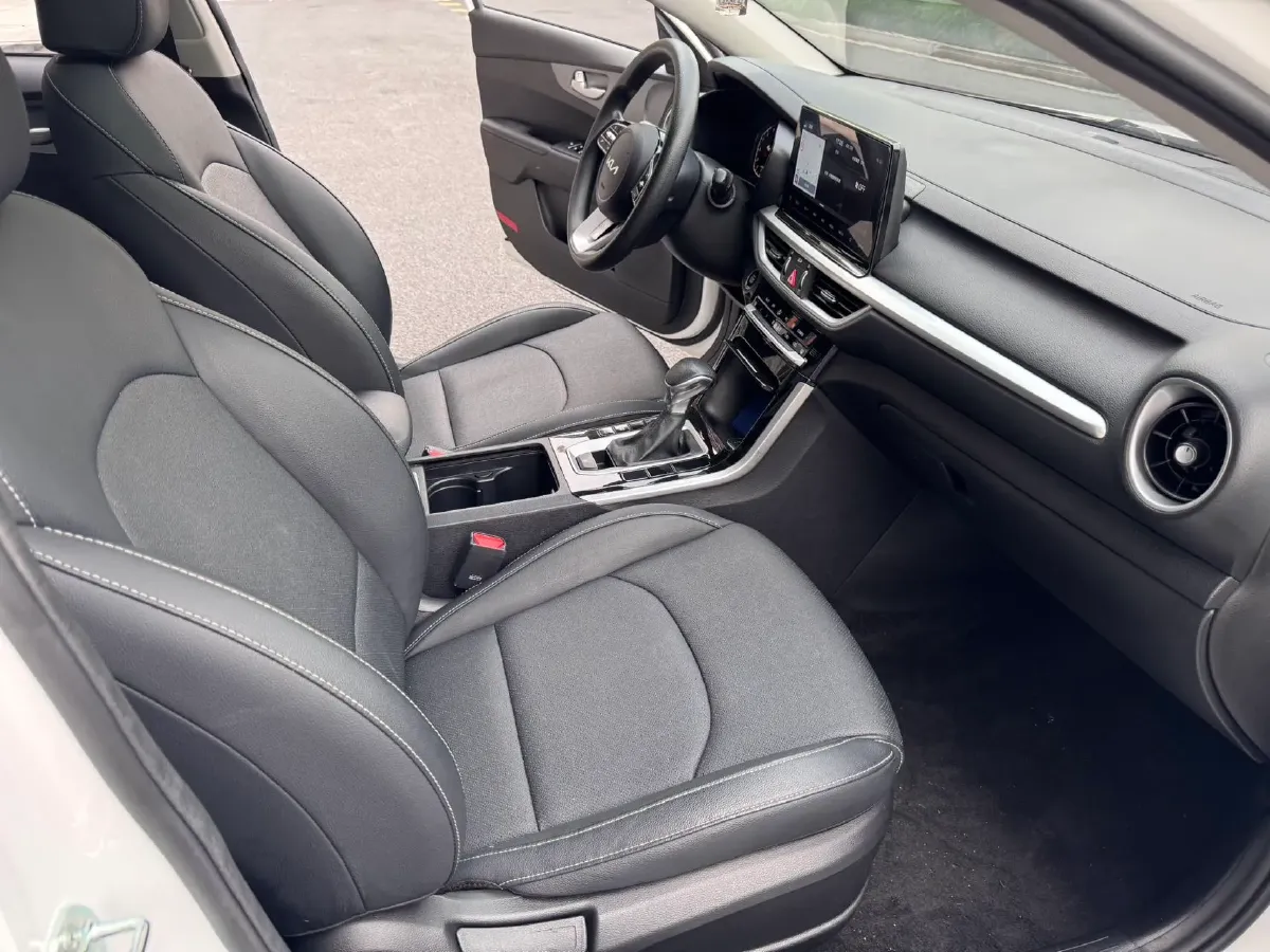 2021 Kia K3 1.5L 115HP L4 CVT,autocango,china used car exporter,china ev exporter,chinese used car exporter,chinese used ev exporter