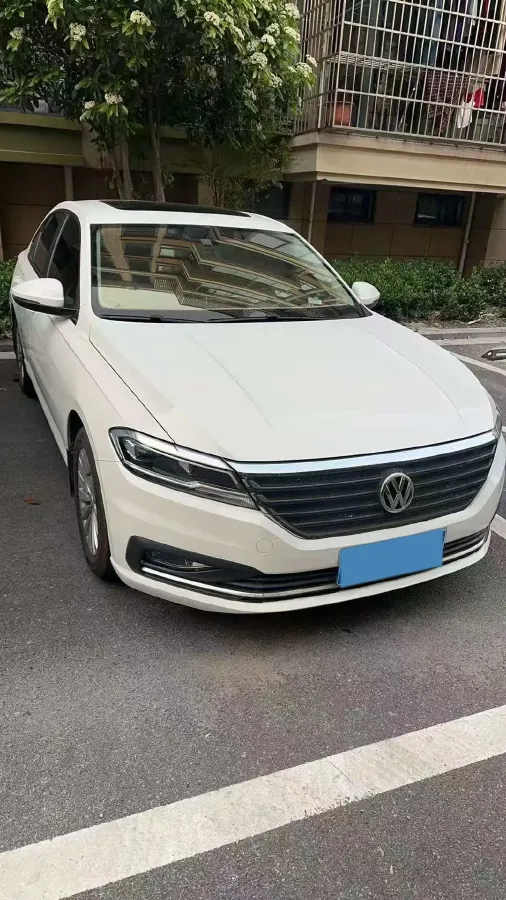 2018 Skoda Karoq 1.4T 150HP L4 7DCT,autocango,china used car exporter,china ev exporter,chinese used car exporter,chinese used ev exporter