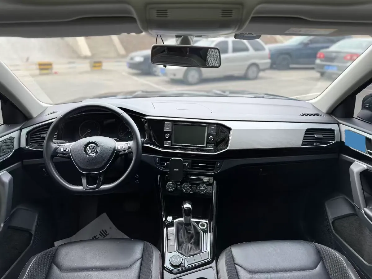 2019 MINI CLUBMAN 1.5T 102HP L3 6AT,autocango,china used car exporter,china ev exporter,chinese used car exporter,chinese used ev exporter