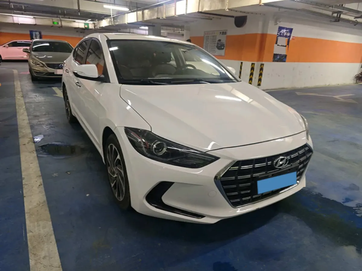 2020 Hyundai Elantra 1.5L 115HP L4 CVT,autocango,china used car exporter,china ev exporter,chinese used car exporter,chinese used ev exporter
