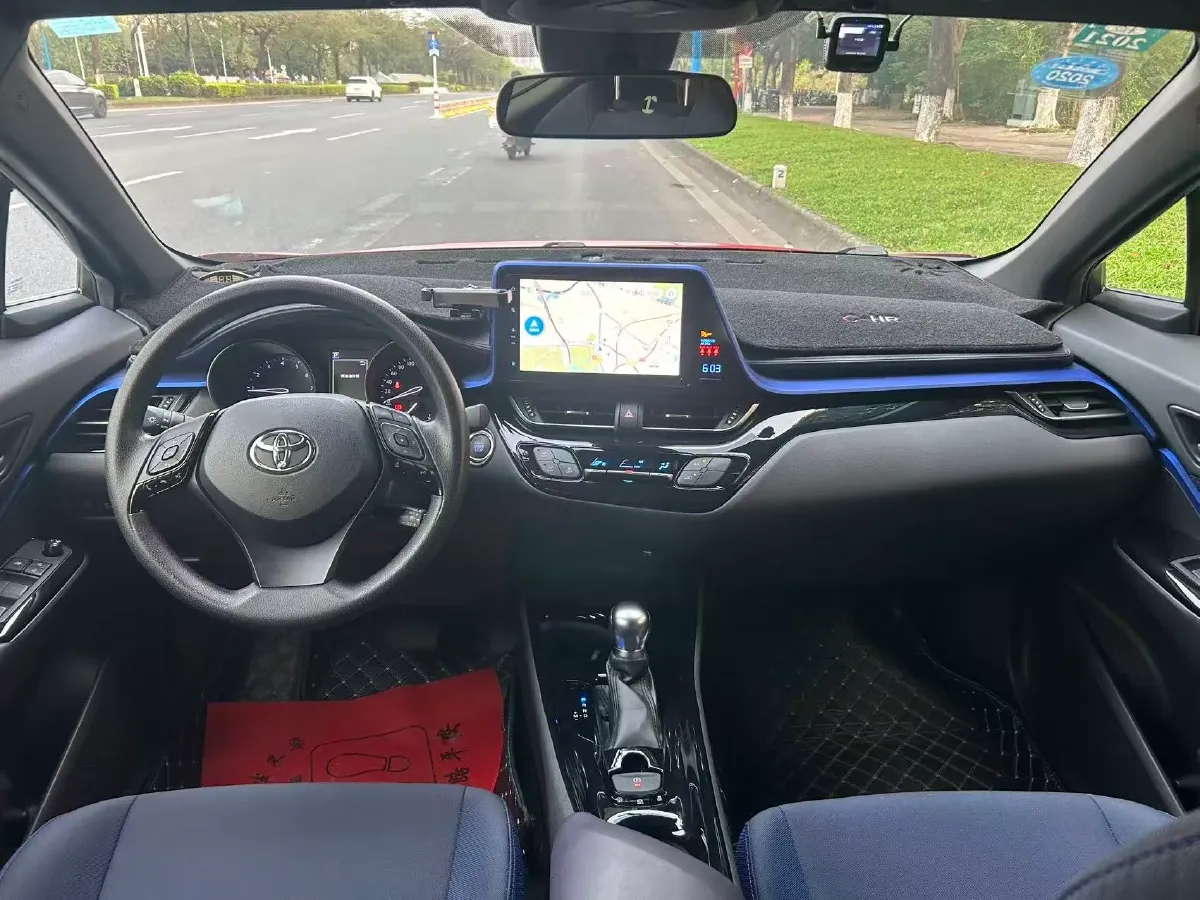 2018 Toyota C-HR 2.0L 171HP L4 CVT,autocango,china used car exporter,china ev exporter,chinese used car exporter,chinese used ev exporter