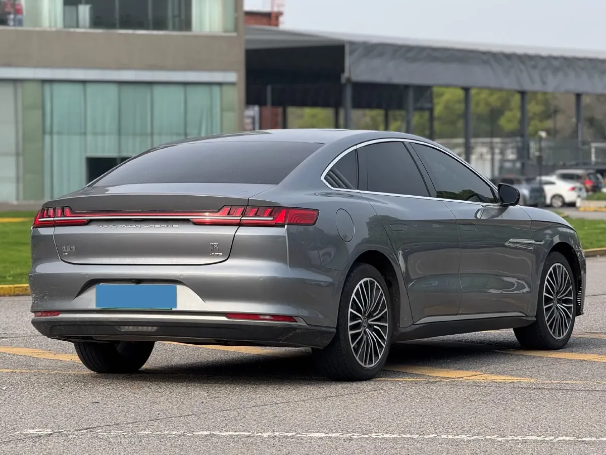 2020 WEY VV7 2.0T 227HP L4 7DCT PHEV,autocango,china used car exporter,china ev exporter,chinese used car exporter,chinese used ev exporter