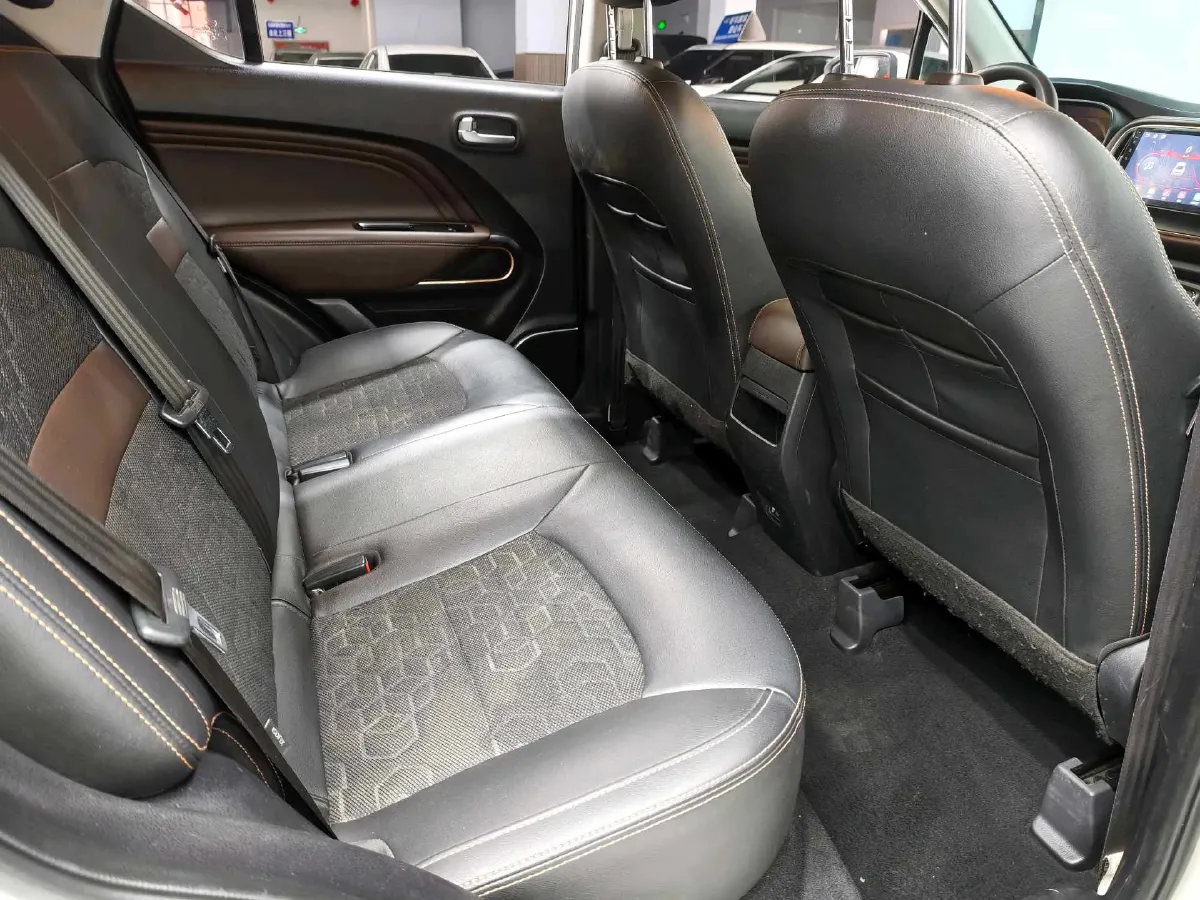 2017 GAC Trumpchi GS3 1.3T 137HP L4 6AT,autocango,china used car exporter,china ev exporter,chinese used car exporter,chinese used ev exporter