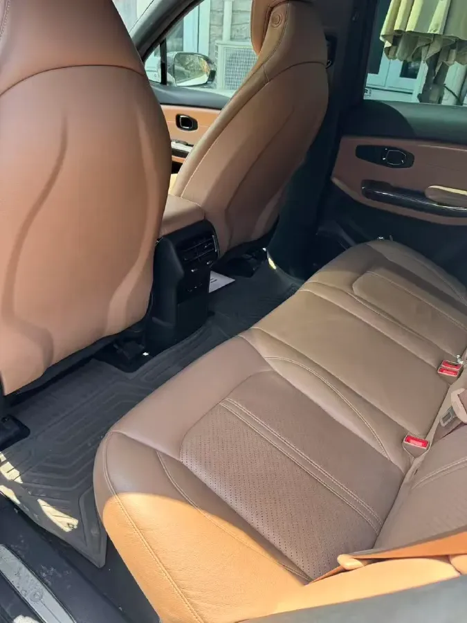 2019 NIO ES6 BEV 70KWH,autocango,china used car exporter,china ev exporter,chinese used car exporter,chinese used ev exporter