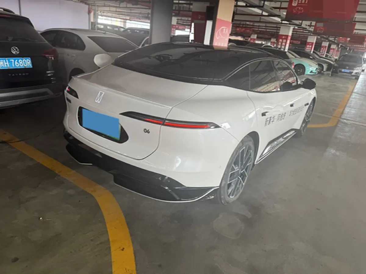 2025 Avatr 06 BEV,autocango,china used car exporter,china ev exporter,chinese used car exporter,chinese used ev exporter