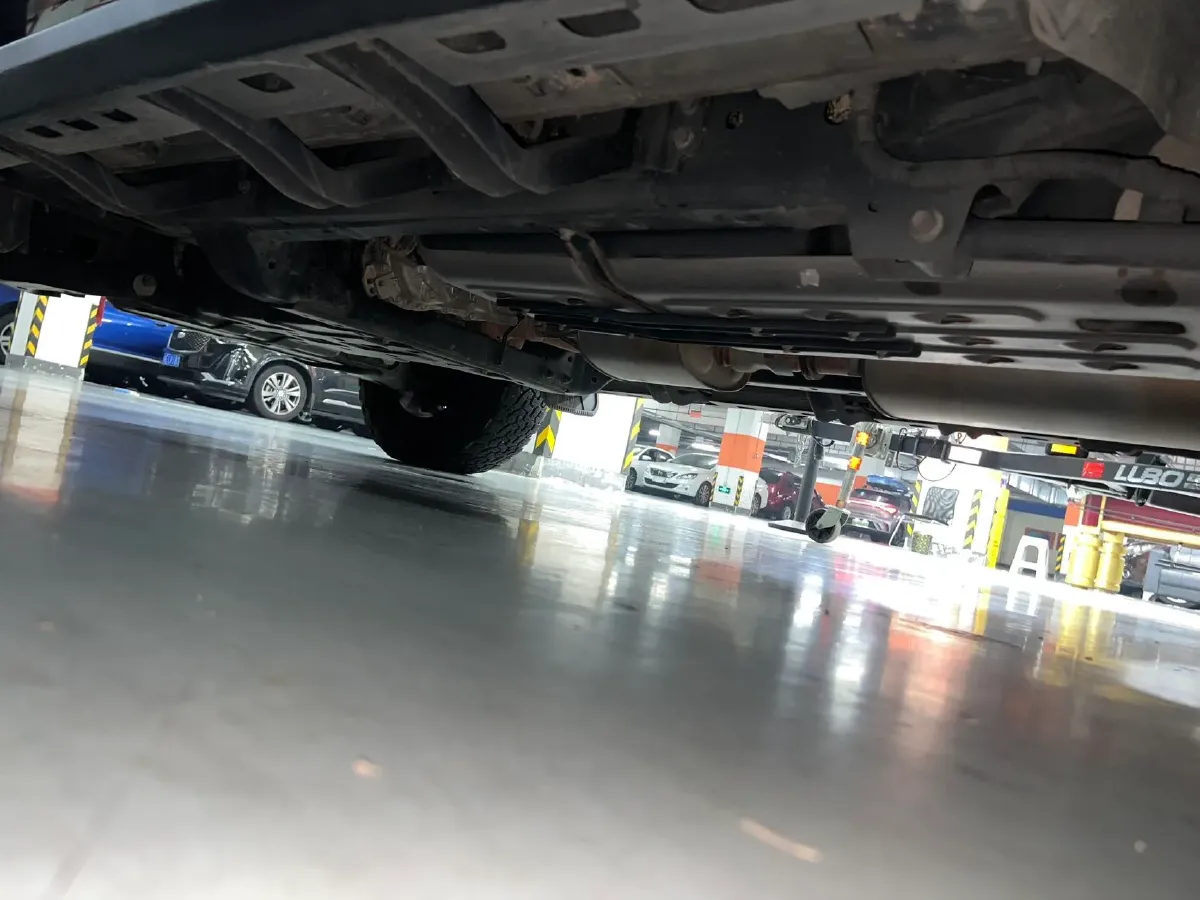 2022 Tank 300 2.0T 227HP L4 8AT,autocango,china used car exporter,china ev exporter,chinese used car exporter,chinese used ev exporter