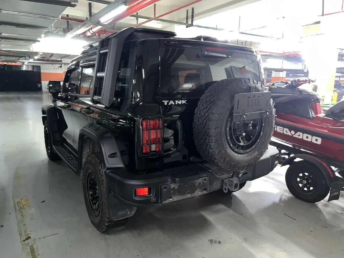 2022 Tank 300 2.0T 227HP L4 8AT,autocango,china used car exporter,china ev exporter,chinese used car exporter,chinese used ev exporter