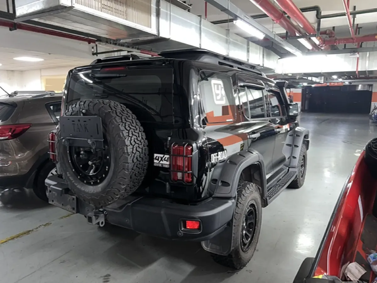 2022 Tank 300 2.0T 227HP L4 8AT,autocango,china used car exporter,china ev exporter,chinese used car exporter,chinese used ev exporter