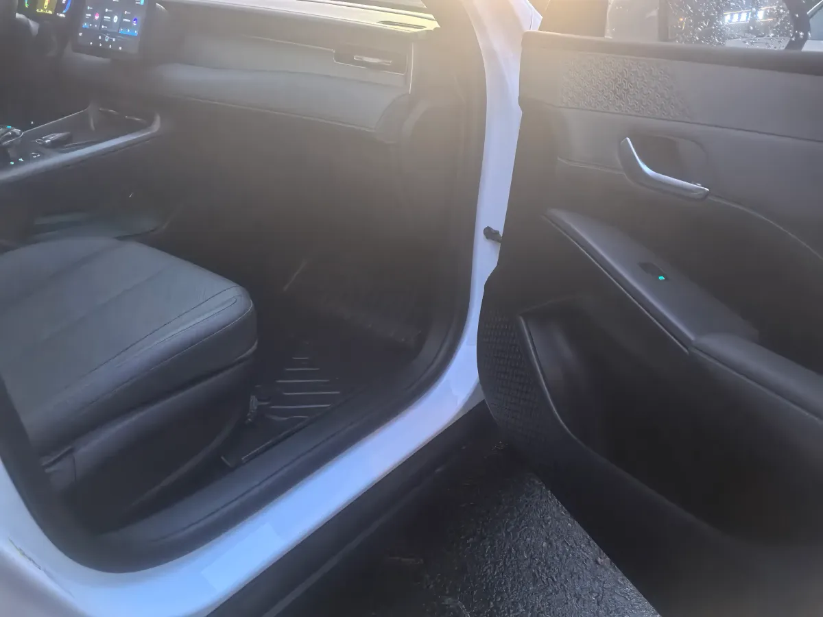 2025 BYD Qin Plus 1.5L 101HP L4 E-CVT PHEV 7.68KWH,autocango,china used car exporter,china ev exporter,chinese used car exporter,chinese used ev exporter