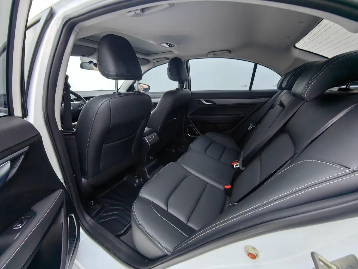 2022 Geely Emgrand 1.5L 114HP L4 CVT,autocango,china used car exporter,china ev exporter,chinese used car exporter,chinese used ev exporter