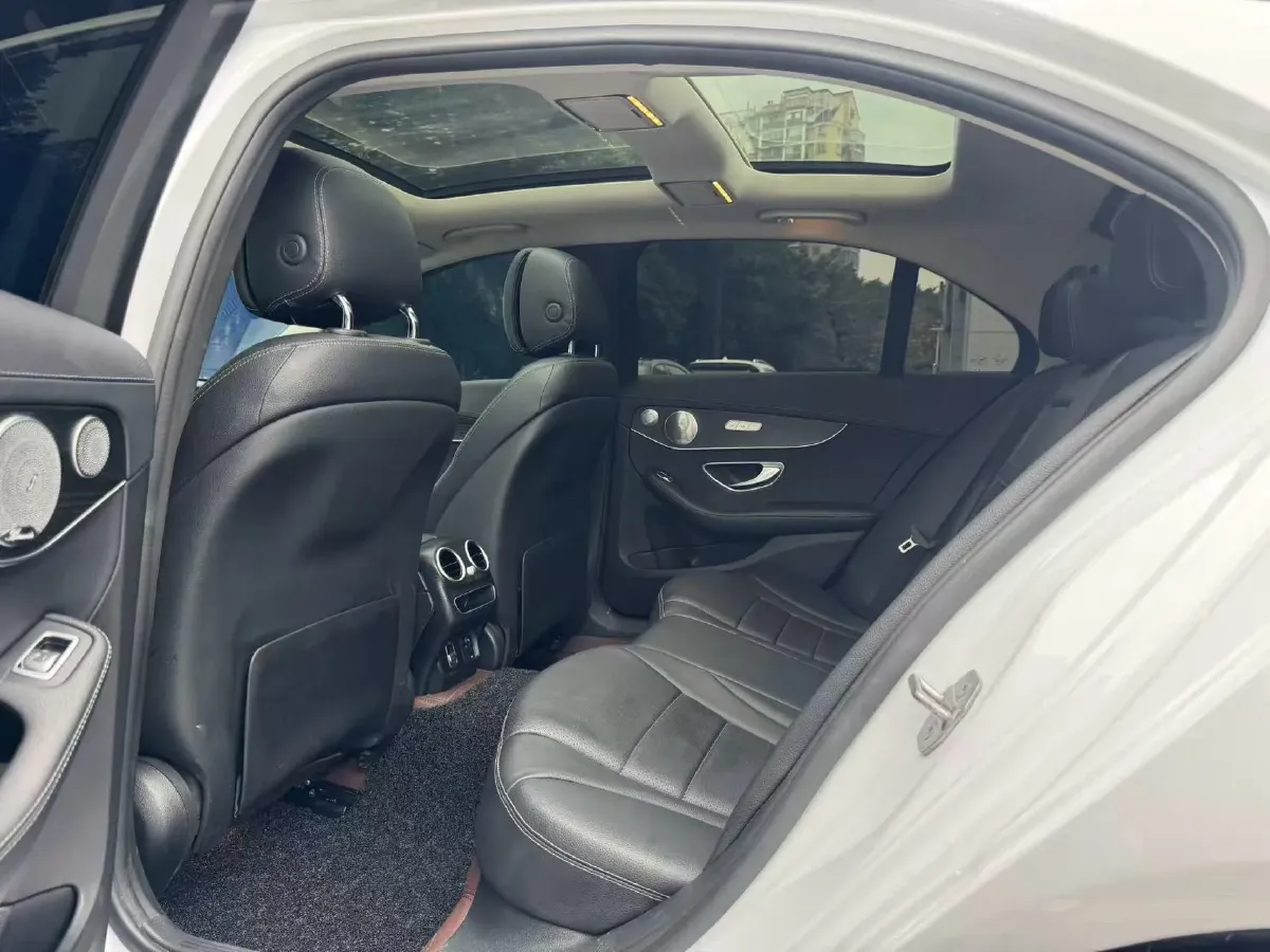 2021 Mercedes-Benz C Class 1.5T 184HP L4 9AT,autocango,china used car exporter,china ev exporter,chinese used car exporter,chinese used ev exporter