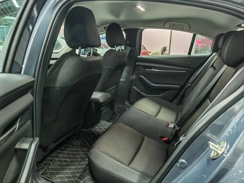 2023 Mazda 3 Axela 2.0L 158HP L4 6AT,autocango,china used car exporter,china ev exporter,chinese used car exporter,chinese used ev exporter