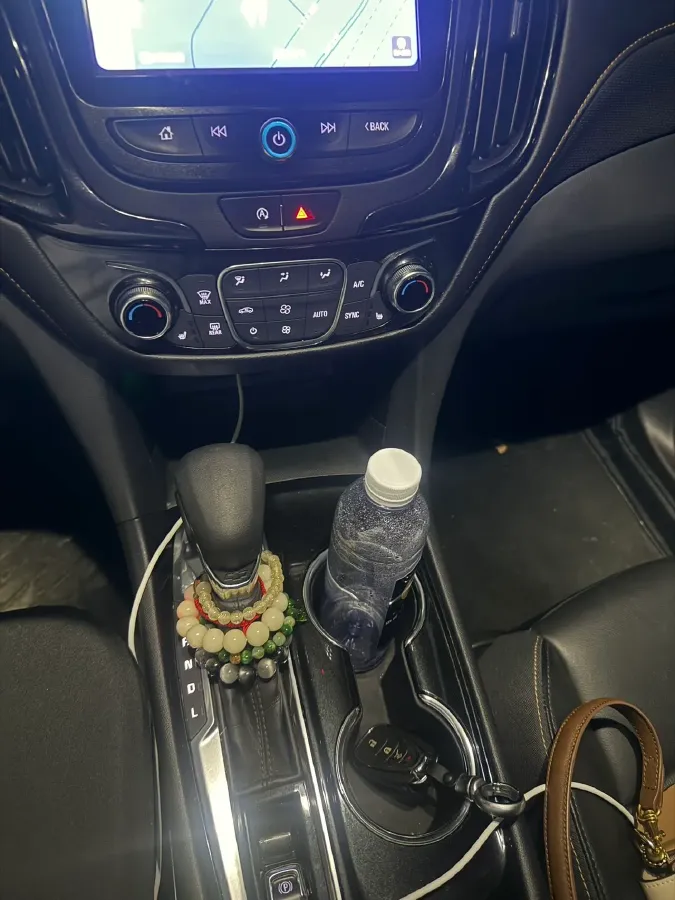 2021 Chevrolet Equinox 1.5T 169HP L4 6AT,autocango,china used car exporter,china ev exporter,chinese used car exporter,chinese used ev exporter