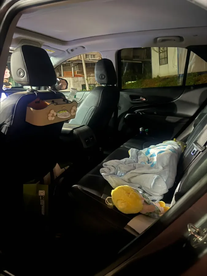 2021 Chevrolet Equinox 1.5T 169HP L4 6AT,autocango,china used car exporter,china ev exporter,chinese used car exporter,chinese used ev exporter