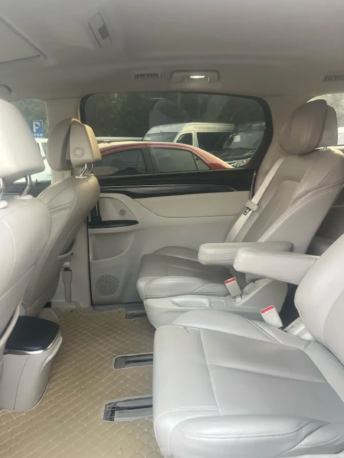 2023 Buick GL8 2.0T 237HP L4 9AT,autocango,china used car exporter,china ev exporter,chinese used car exporter,chinese used ev exporter