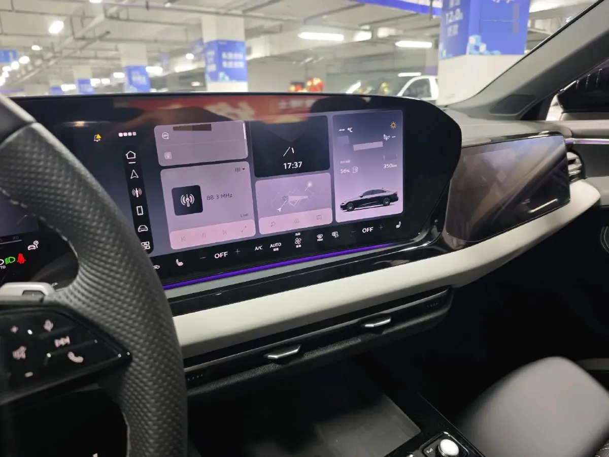 2026 Audi A5L 2.0T 204HP L4 7DCT,autocango,china used car exporter,china ev exporter,chinese used car exporter,chinese used ev exporter