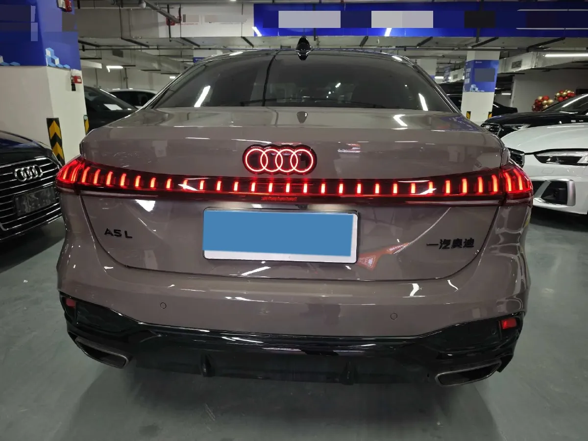 2026 Audi A5L 2.0T 204HP L4 7DCT,autocango,china used car exporter,china ev exporter,chinese used car exporter,chinese used ev exporter