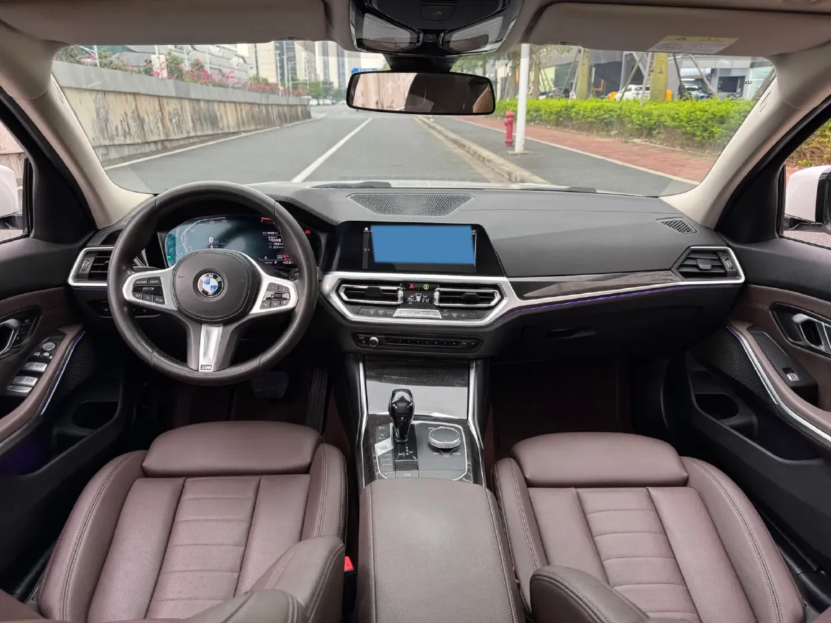 2021 BMW 3 Series 2.0T 184HP L4 8AT,autocango,china used car exporter,china ev exporter,chinese used car exporter,chinese used ev exporter
