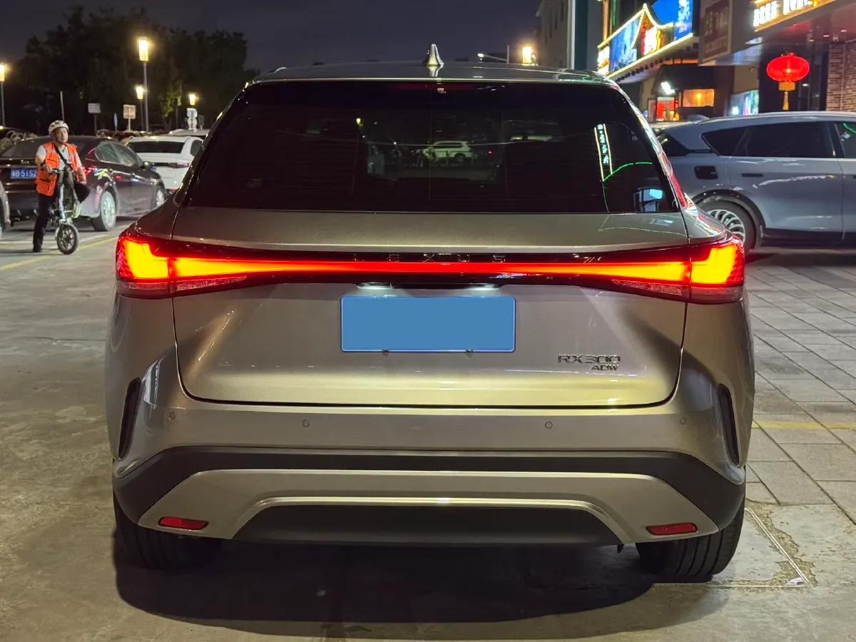 2024 Lexus ES 2.0L 173HP L4 CVT,autocango,china used car exporter,china ev exporter,chinese used car exporter,chinese used ev exporter