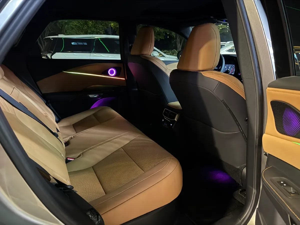 2024 Lexus ES 2.0L 173HP L4 CVT,autocango,china used car exporter,china ev exporter,chinese used car exporter,chinese used ev exporter