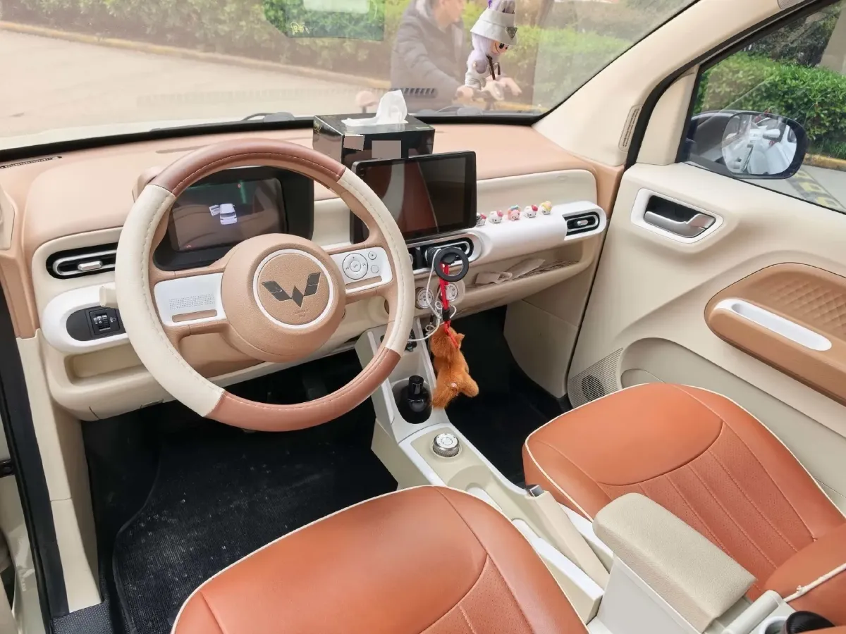 2024 WuLing HongGuang MINI EV BEV 17.3KWH,autocango,china used car exporter,china ev exporter,chinese used car exporter,chinese used ev exporter