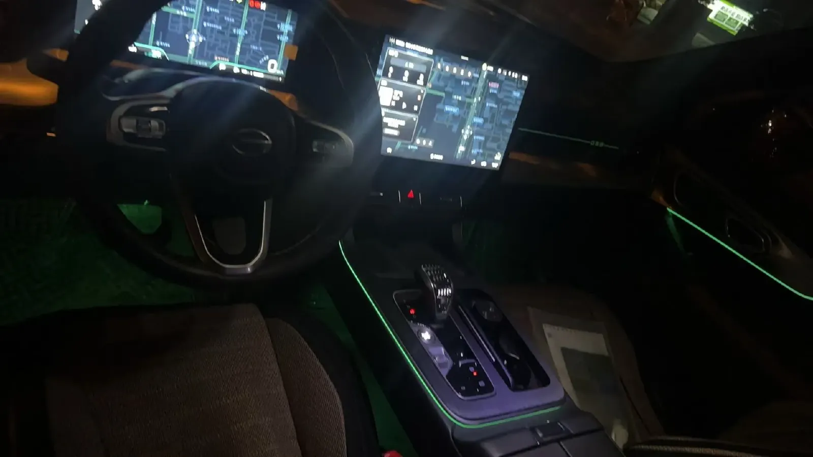 2024 GAC Trumpchi GS8 2.0T 252HP L4 8AT,autocango,china used car exporter,china ev exporter,chinese used car exporter,chinese used ev exporter