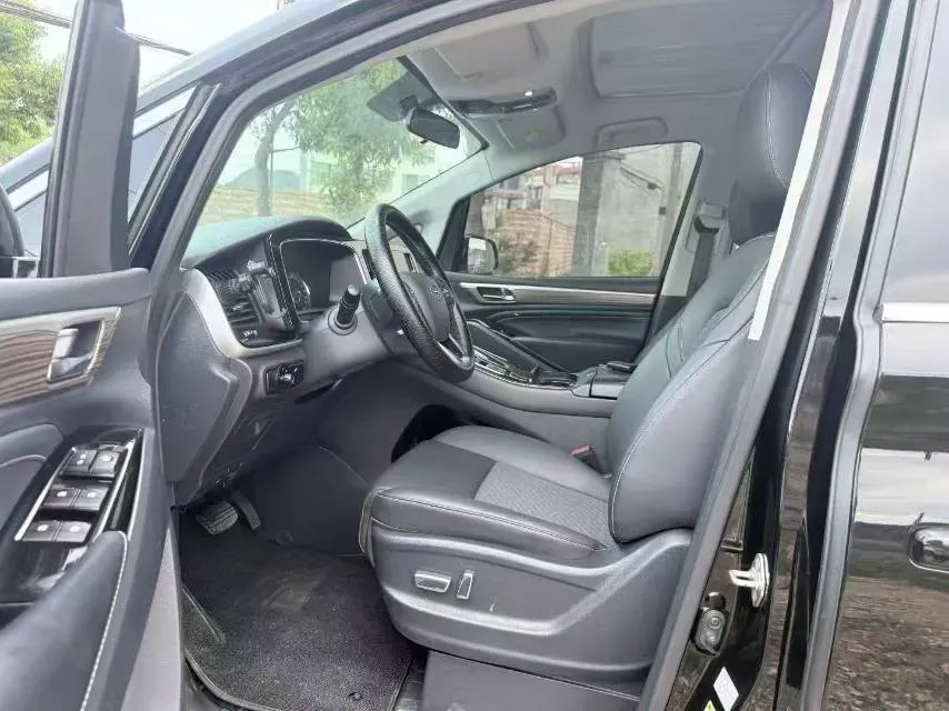 2023 GAC Trumpchi M8 2.0T 252HP L4 8AT,autocango,china used car exporter,china ev exporter,chinese used car exporter,chinese used ev exporter