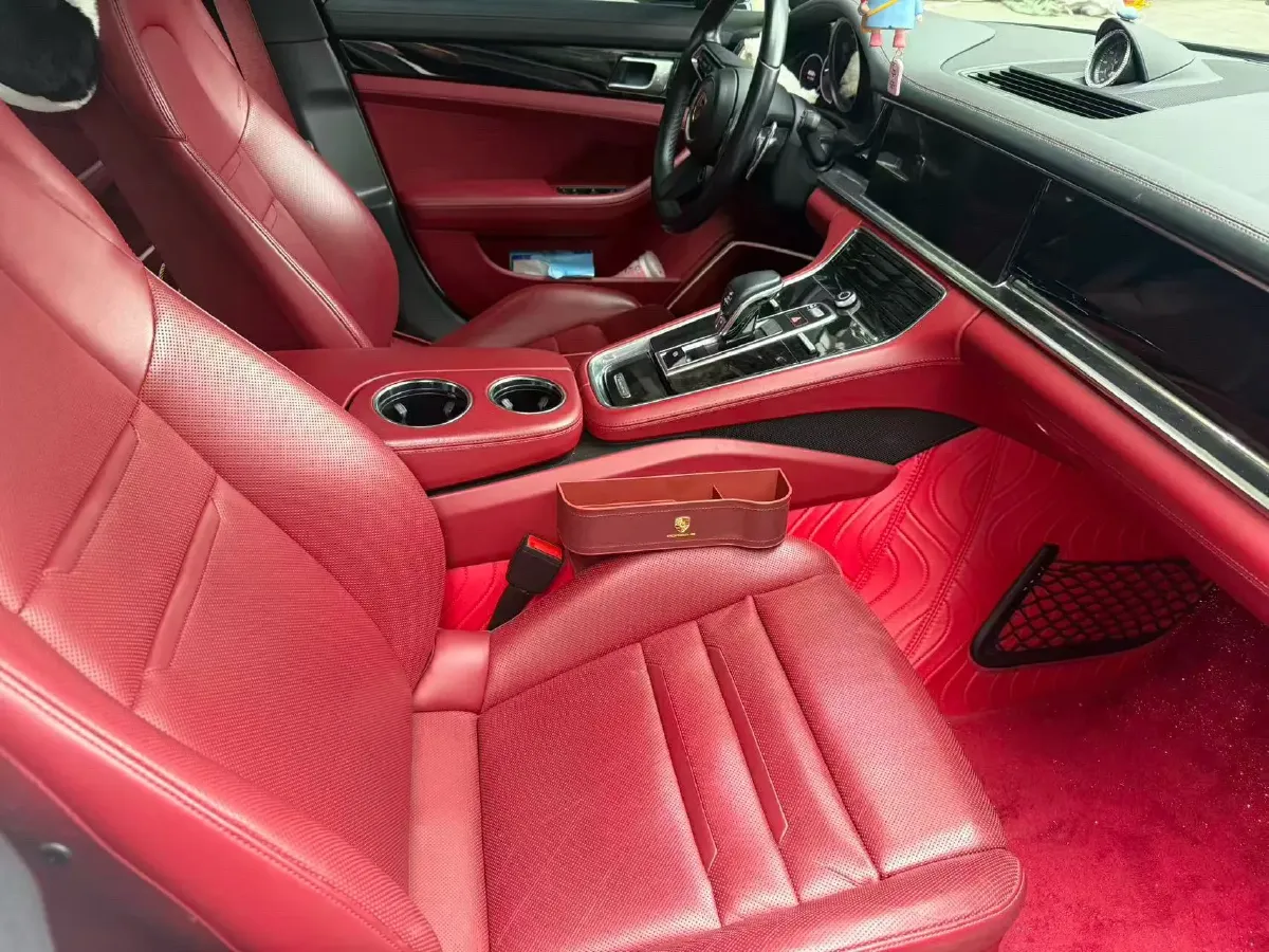 2021 Porsche Panamera 2.9T 330HP V6 8DCT,autocango,china used car exporter,china ev exporter,chinese used car exporter,chinese used ev exporter