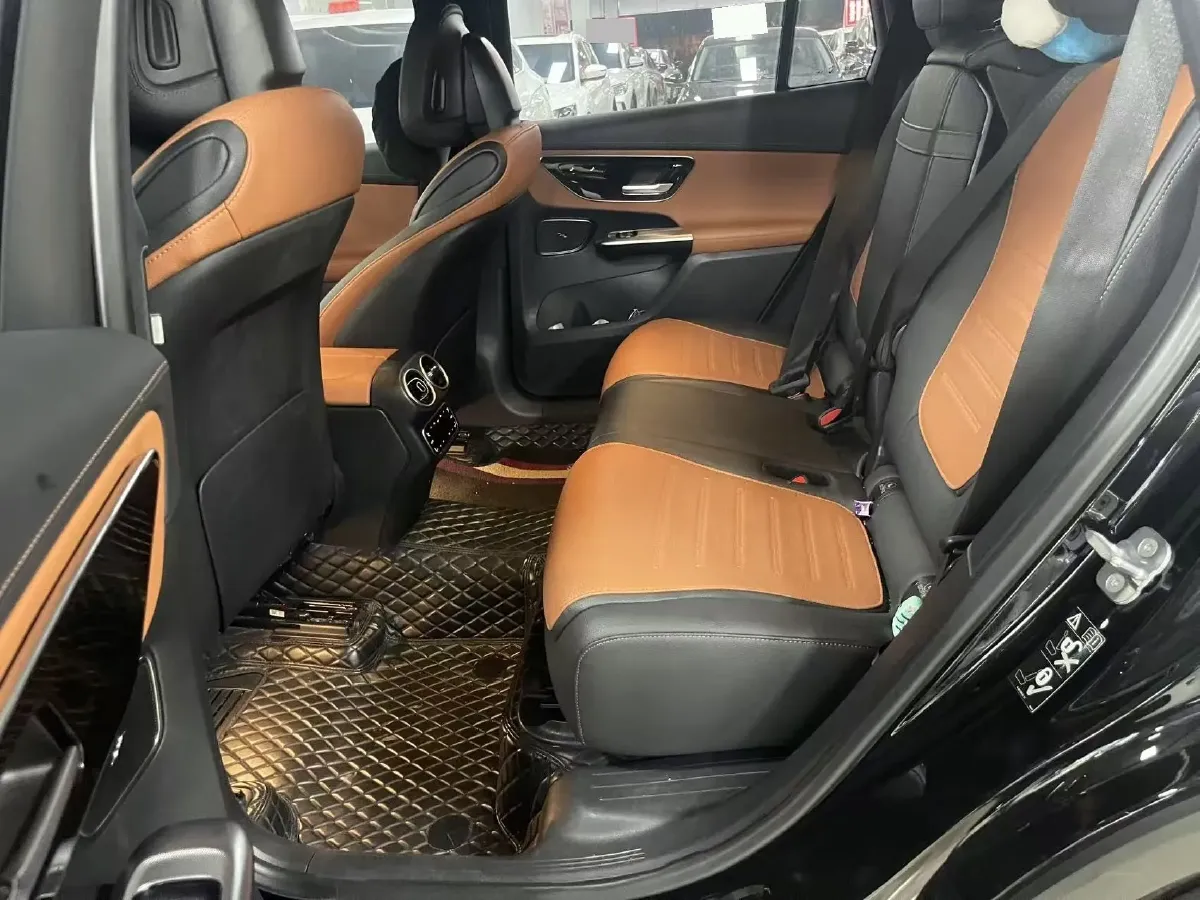 2023 Mercedes-Benz GLC Class 2.0T 204HP L4 9AT,autocango,china used car exporter,china ev exporter,chinese used car exporter,chinese used ev exporter