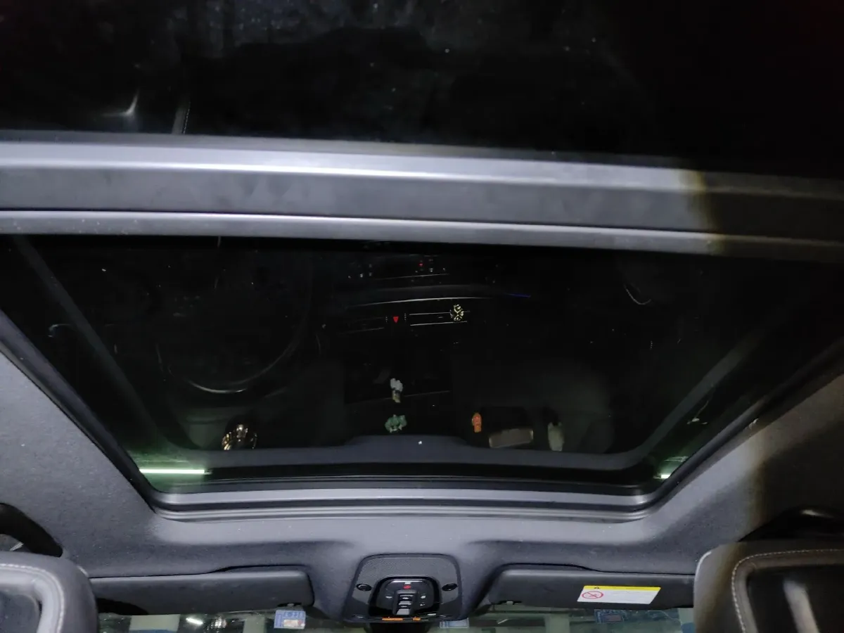 2023 Audi Q5L 2.0T 190HP L4 7DCT,autocango,china used car exporter,china ev exporter,chinese used car exporter,chinese used ev exporter