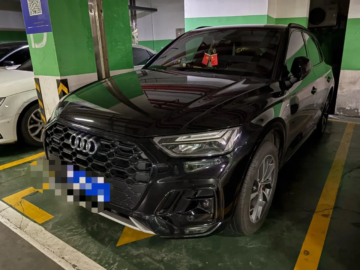 2023 Audi Q5L 2.0T 190HP L4 7DCT,autocango,china used car exporter,china ev exporter,chinese used car exporter,chinese used ev exporter